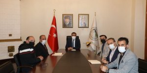 Sarıkamış Turizm Derneği, Kars Valisi Türker Öksüz'ü ziyaret etti