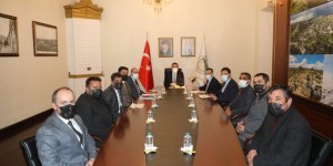 Vali ve Başkan Türker Öksüz, köy muhtarları ile buluştu