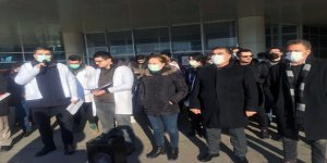 CHP Kars İl Başkanı Taner Toraman: "Sağlık insanın temel hakkı, sahip çıkmalıyız doktorlarımıza"