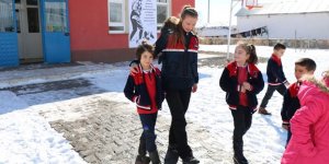 Kars’ta köy okulları tatil edildi!