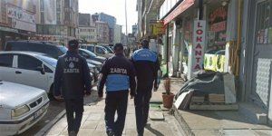 Zabıtadan kaldırım işgali denetimi