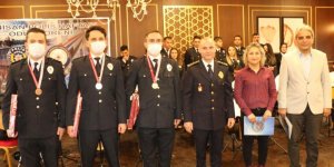 Kars İl Emniyet Müdürlüğü tarafından başarılı personellere ödül verildi