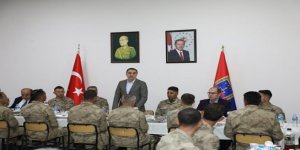 Vali Türker Öksüz, Güvenlik Güçleriyle iftar yaptı