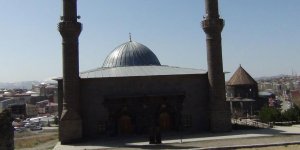 Ulu Cami'de Ermeniler 285 Türk'ü diri diri yaktı