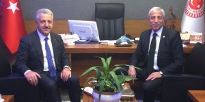 Kars Milletvekilleri Ahmet Arslan ve Yunus Kılıç'ın Kadir Gecesi mesajı