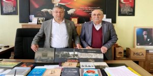 Özbey, “Okul kütüphaneleri kitap bağışı bekliyor”