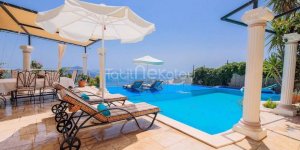 Denize Sıfır Villa Tatili