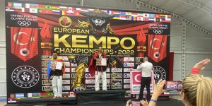 Karslı Milli Boksör Ilgar Çelik, Avrupa Şampiyonu oldu