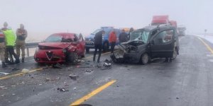 Kars’ta zincirleme kaza: 1’i ağır 3 yaralı