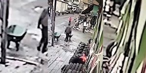 El arabası hırsızlığı kamerada
