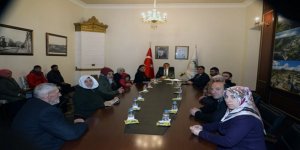 Vali Türker Öksüz, vatandaşların sorunlarını dinledi