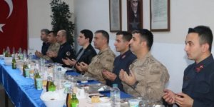 Kars Vali vekili Muhammed Furkan Tuna, Jandarma personeli ile iftarda bir araya geldi