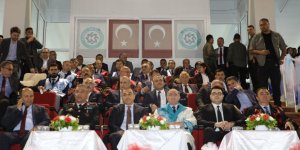 Kafkas Üniversitesi Mezuniyet Töreni Düzenlendi