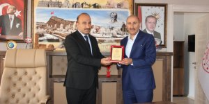 Kars İl Milli Eğitim Müdürü Nevzat Kaya göreve başladı