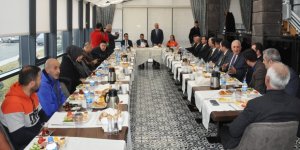 Kars AK Parti basınla buluştu