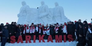 Şehitlerimiz Anısına Yapılan Kardan Heykellerin Açılışı Yapıldı