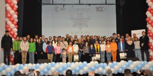 Kars’ta en çok kitap okuyanlar ödüllendirildi