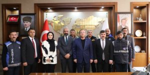 Kars Belediyesi Çalışanlarına %105 Zam