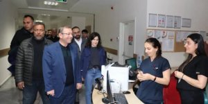 Vali Polat, Harakani Devlet Hastanesi’ni ziyaret etti