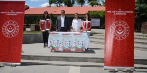 Koruyucu Aile Günü kapsamında bilgilendirme standı açıldı