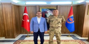 Milletvekili Adem Çalkın, Jandarma Komutanı Albay Yusuf Mutlu Genç'i ziyaret etti