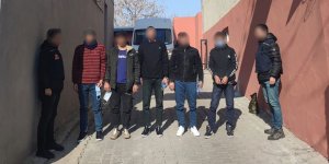 Kars'ta düzensiz göçmenler yakalandı