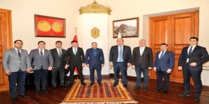 Azerbaycan İçişleri, Dışişleri ve Diaspora Bakanlığı yetkilileri Kars'ta!