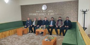 Kars’ta din görevlileri “Oku-Yorum” projesiyle kitap etrafında buluşuyor