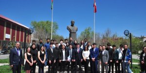Azerbaycan'ın Umum Milli Lideri Haydar Aliyev doğum günü'nde Kars'ta Anıldı