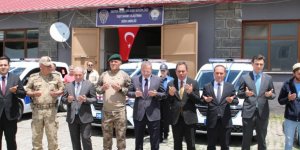 Kars Emniyet Müdürlüğüne 5 Yeni Araç Dualarla Teslim Alındı