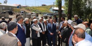 Vali Ziya Polat, Karaçoban Köyü’nde vatandaşlarla buluştu