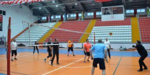 Kars'ta “Aileler Sahaya İniyor” Spor Etkinliği Düzenlendi