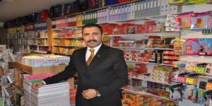 Kars’ta Okul Alışverişi Telaşı Başladı, Veliler Kırtasiyelere Akın Etti