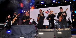Kars'ta Kıraç rüzgarı esti