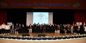 Kafkas Üniversitesi'nde “Geleneğin ve Değişimin Kesişiminde Aile” sempozyum düzenlendi