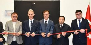 KAÜ'de ilk tiyatro yazarı "Mirza Fetali Ahunzade Sahnesi"ni açtı