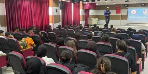 Akyaka’da 300 Öğrenciye Siber Güvenlik Eğitimi verildi