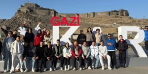 Öğrenciler tarihi yerleri gezdi