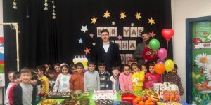 Kaymakam Kahraman, miniklerle birlikte ​pasta kesti