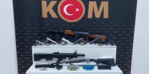 Kars’ta Yasa Dışı Silah Ticareti Operasyonu: 8 Gözaltı