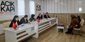 Vali Polat, Halk Günü'nde vatandaşların sorun ve taleplerini dinledi