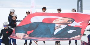 Çıldır Gölünde Düzenlenen Festivale Binlerce Vatandaş Katıldı