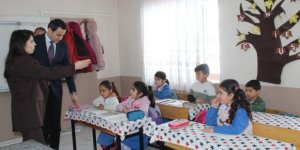 Selim Kaymakamı Semiz’den Köy Okullarına Ziyaret
