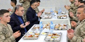 Vali Ziya Polat, Jandarma Personeliyle İftarda Buluştu