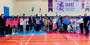 Badminton Müsabakaları Tamamlandı