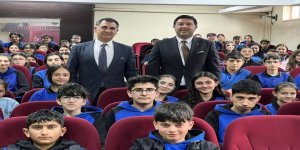 Başkan Bozan, kariyer günlerinde öğrencilerle buluştu