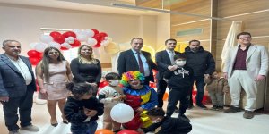 Hastanedeki çocuklar unutulmadı