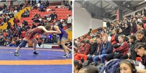 Vali Ziya Polat, Sporcuların Heyecanına Ortak Oldu