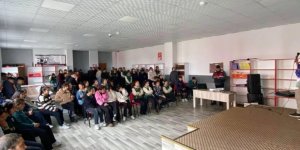 Kars Jandarmasından Öğrenci ve Öğretmenlere Siber Güvenlik Eğitimi