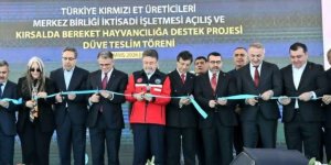 AK Parti Kars Milletvekili Adem Çalkın Van’da Açılışa Katıldı